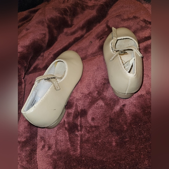 Revolution Dance Tap shoes. Youth size 13. Nide color. - Picture 5 of 7